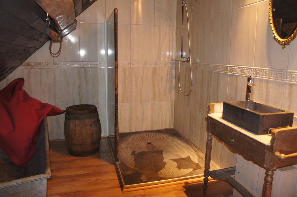 Bed and Breakfast Aux Logis De La Solre Ferriere-la-Petite Номер фото